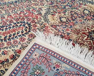 Lavagem de cortinas, persianas e tapetes